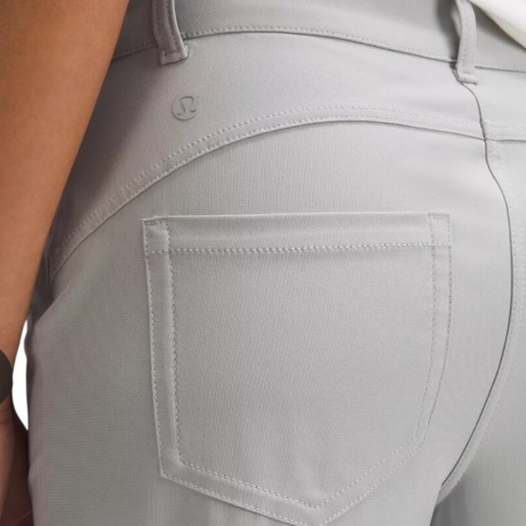 NWT LULULEMON City Sleek 5 Pocket Wide Leg Pant Full Length Silver Drop, Size 32 - Picture 3 of 13